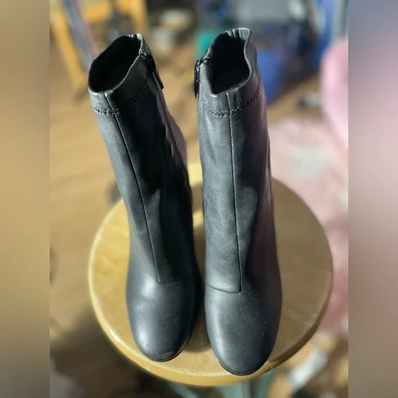 ALDO High Heel Ankle Boot - Picture 8 of 8